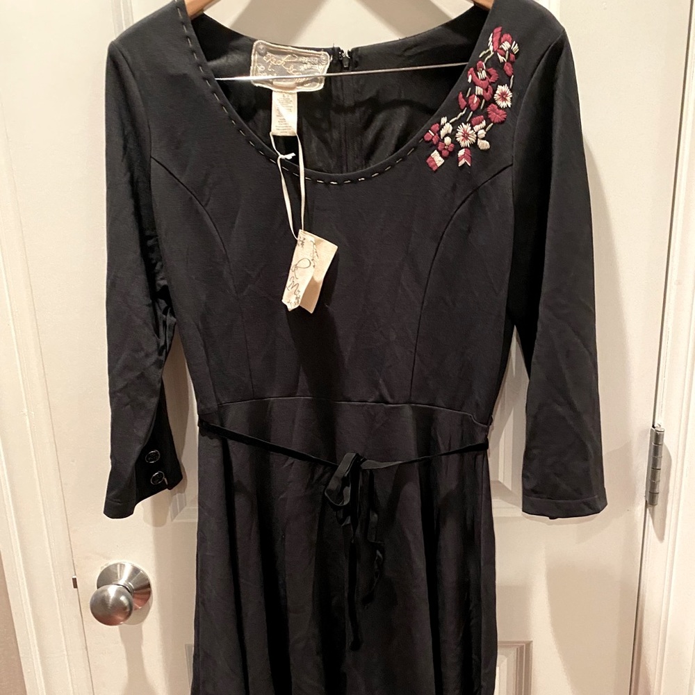 Nick & Mo dress